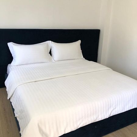 Holiday Apartment ติรานา ภายนอก รูปภาพ