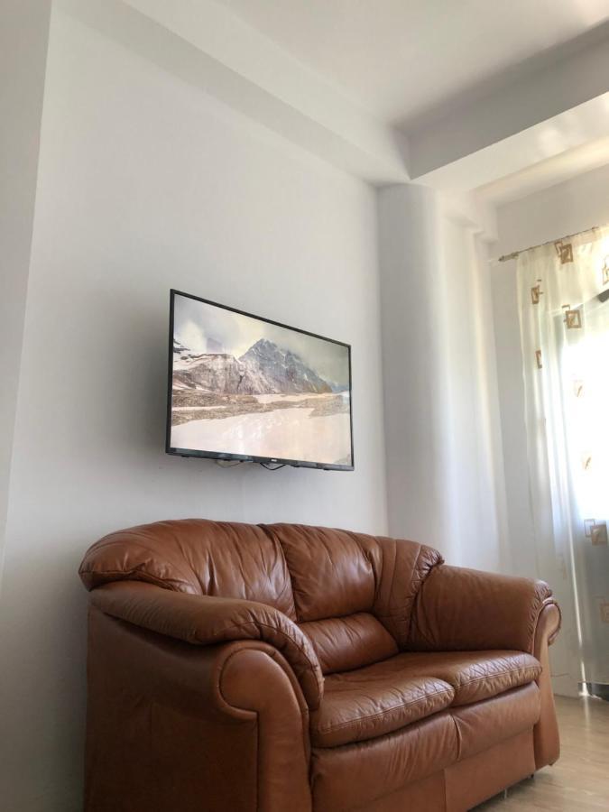 Holiday Apartment ติรานา ภายนอก รูปภาพ